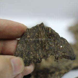 Agarwood Chips Oud Chips Incense Aroma | Natural Wild and Rare Agarwood Chips from Oudwood Vietnam | Pure Material Grade A++ (Doi De A)