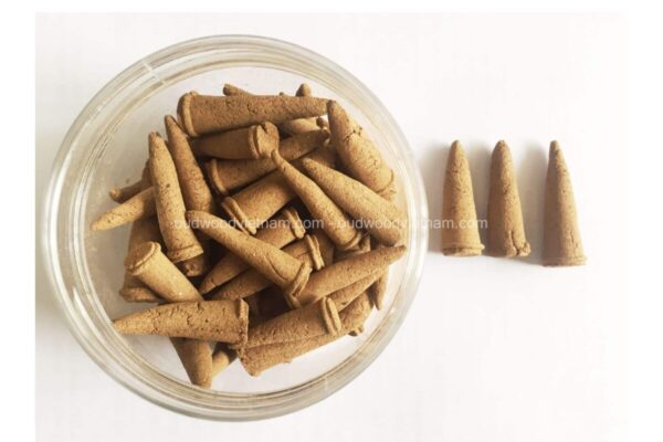 Premium Quality Agarwood Incense Cone Oud Incense Cone 50 Cones - 55 Grams Grade A++ | 100% Made of Natural and Wild Agarwood Oud | Long Lasting 12 Hours Aroma | Specical Handmade | Pure and Raw