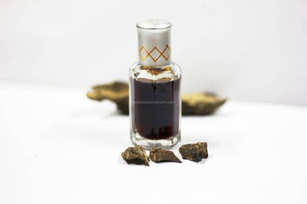 All Natural Oud (Agarwood) Essential Oil