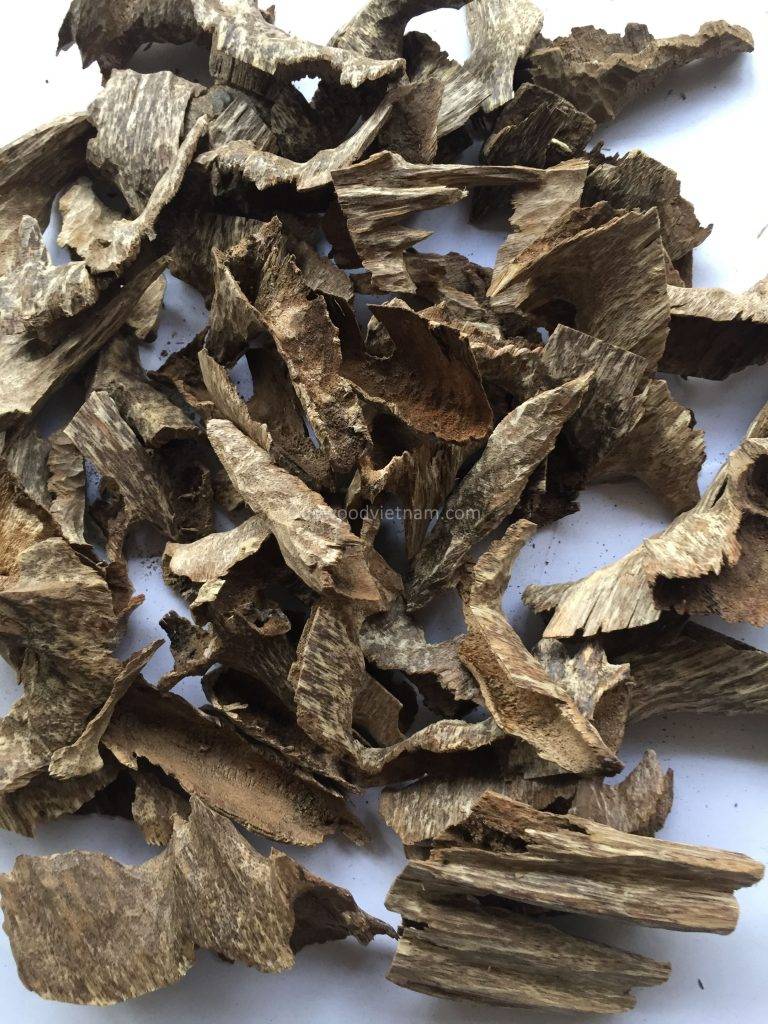 Vietnam agarwood chips oud chips High quality OUD WOOD AGARWOOD KINAM