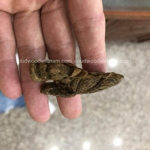 Viet Nam Phu Yen Sinkable Yellow Kinam, Ky Nam, Ki nam, Kyara, Qi nan, Calambac, 沉香木奇楠
