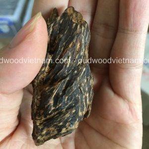 oud wood arabic