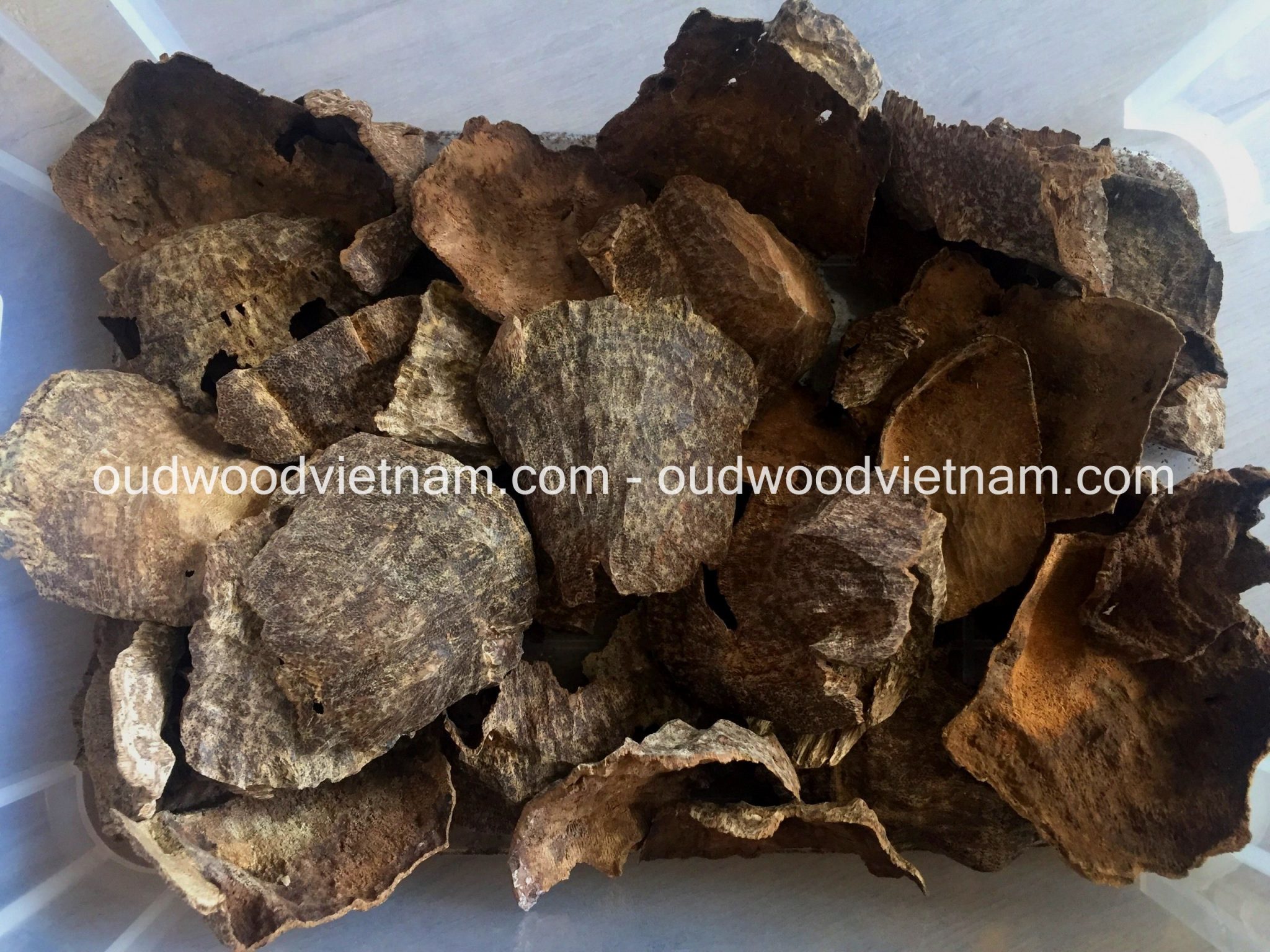 Brand New Details about   1x 30g Malaysia Bakhoor Oud Vanilla Agarwood Fragrance Incense Chips 