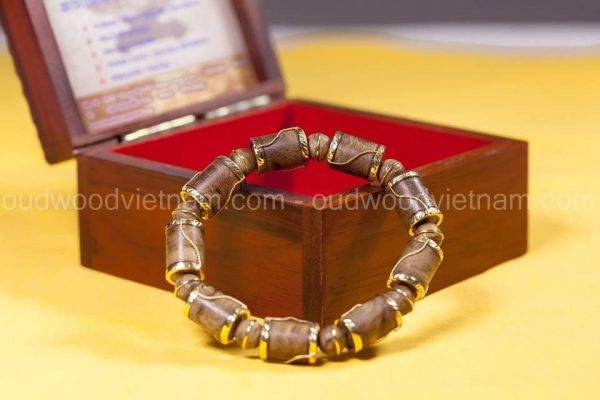 Vietnam agarwood bracelet - Oudwoodvietnam.com