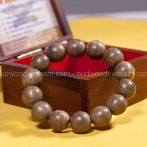 Natural Scent 14mm High Quality Dark Oud or Aloeswood Bracelet