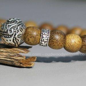 Natural Agarwood Mala Bead Bracelet For Baby - Anti Ghost - Mix Charm Silver 925 - OM MANI PADME HUM - oudwoodvietnam.com