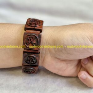 vietnam-huang-hua-li-wood-blessing-bracelet (1)