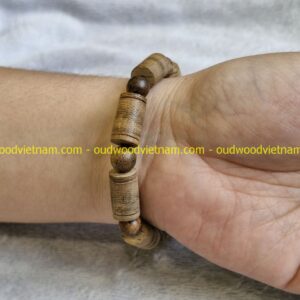 vietnam-natural-blessing-agarwood-bead-bracelet (1)